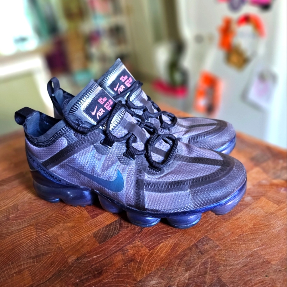 Nike Vapormax Throwback Future 2019